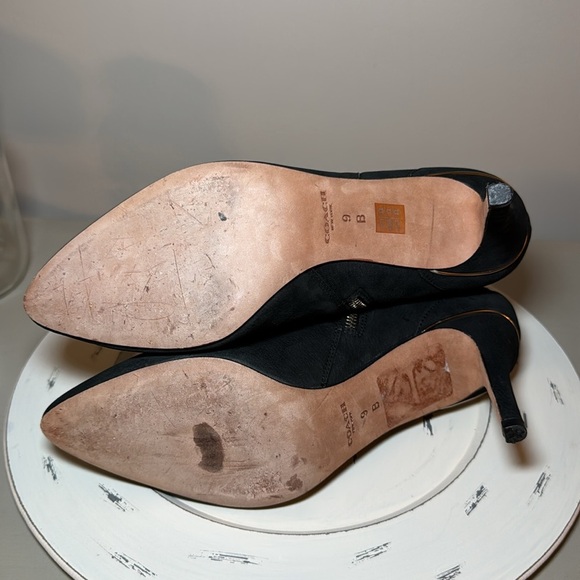 Coach Daphney Leather Heeled Bootie Size 9 - Picture 11 of 13